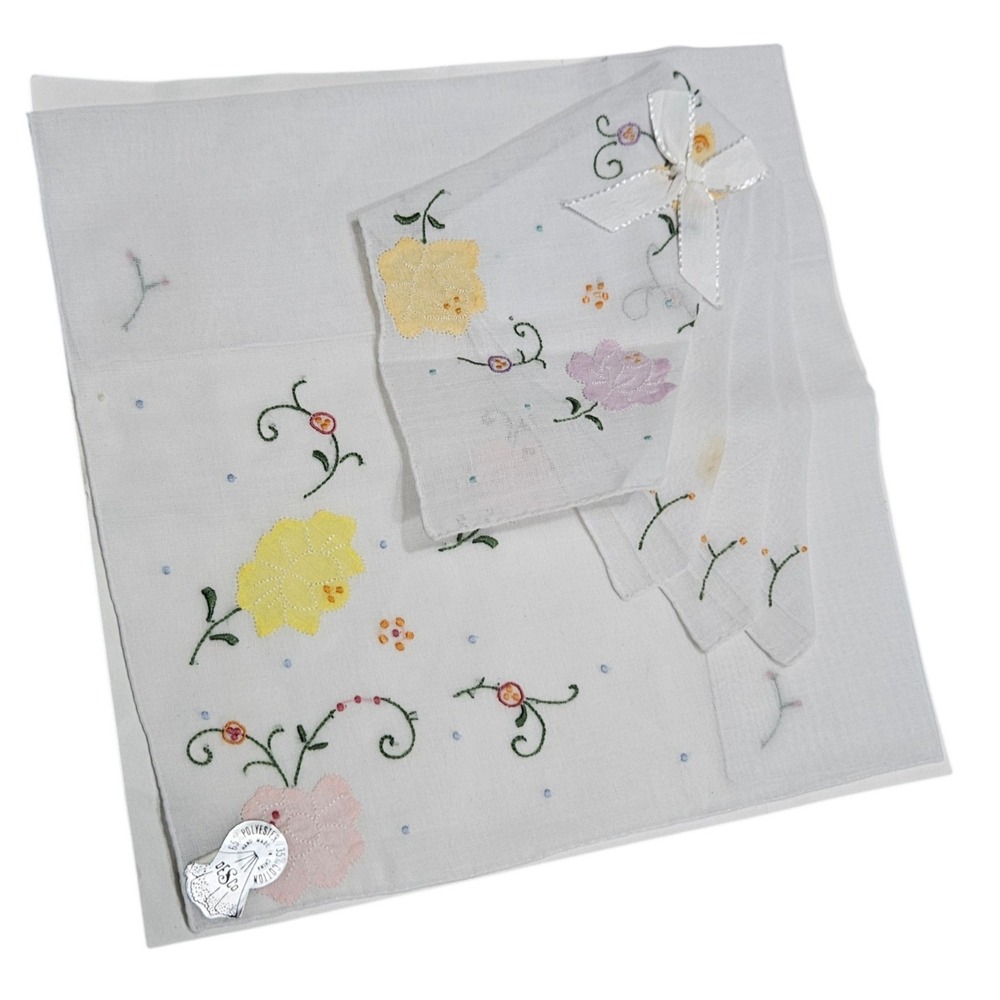 Vintage Desco Embroidered Floral 2 Handkerchiefs‎ White Cotton Blend Cottage